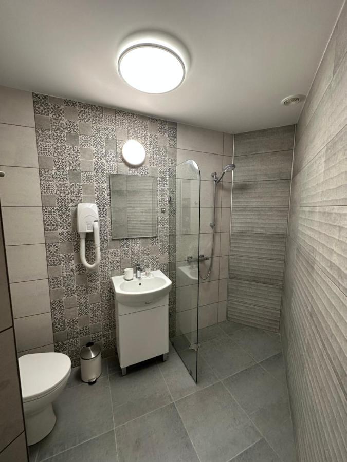 Хотел Аврора Haskovo Exterior foto